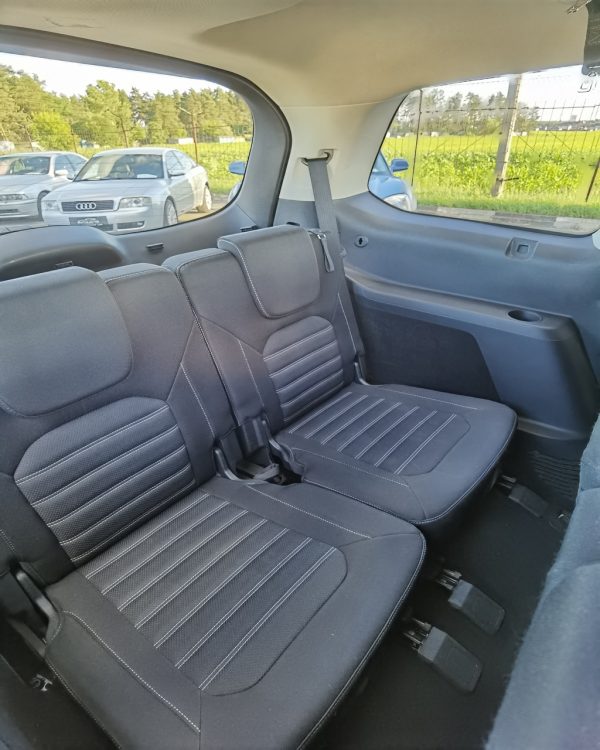 Ford Galaxy III - Image 13