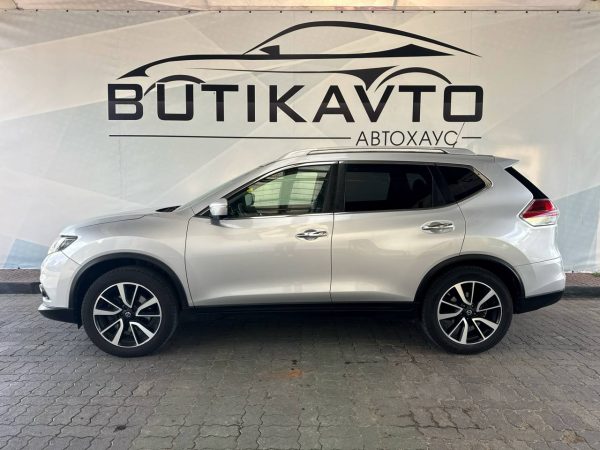 Nissan X-Trail III (T32) - Image 4