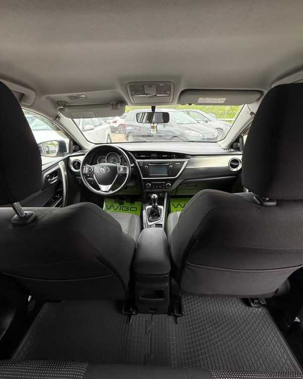 Toyota Auris II (E180) - Image 10
