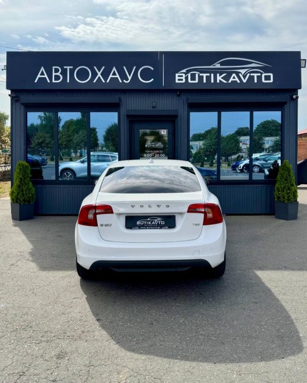 Volvo S60 II - Image 6