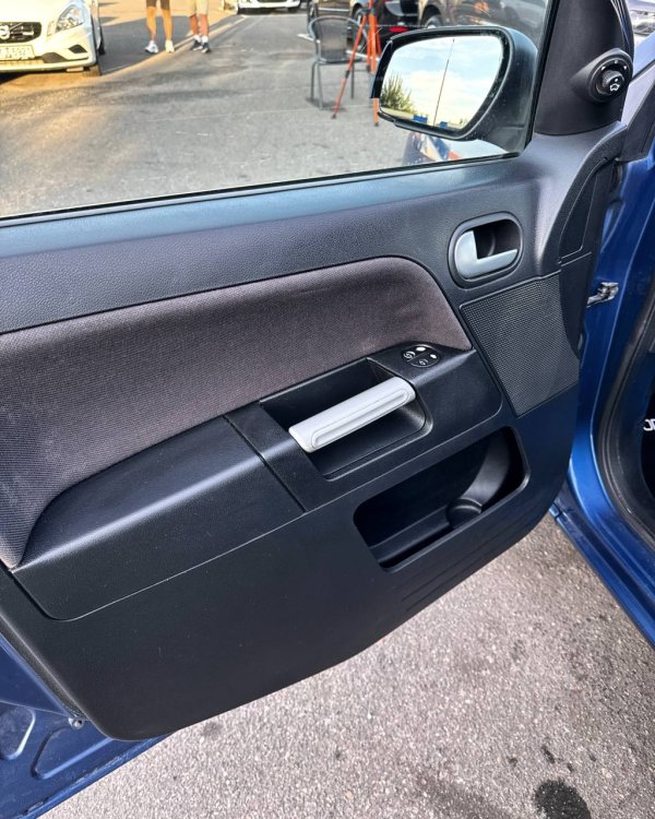 Ford Fusion I · Рестайлинг - Image 9