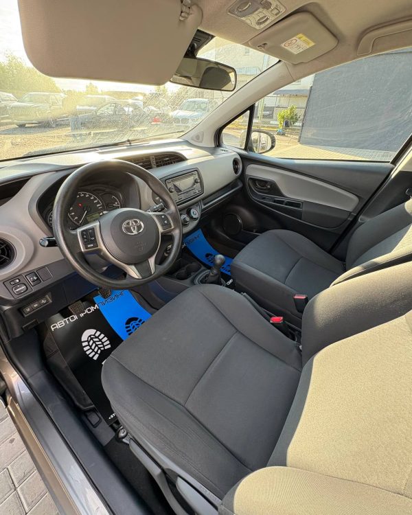 Toyota Yaris III (XP130) · 2-й рестайлинг - Image 8