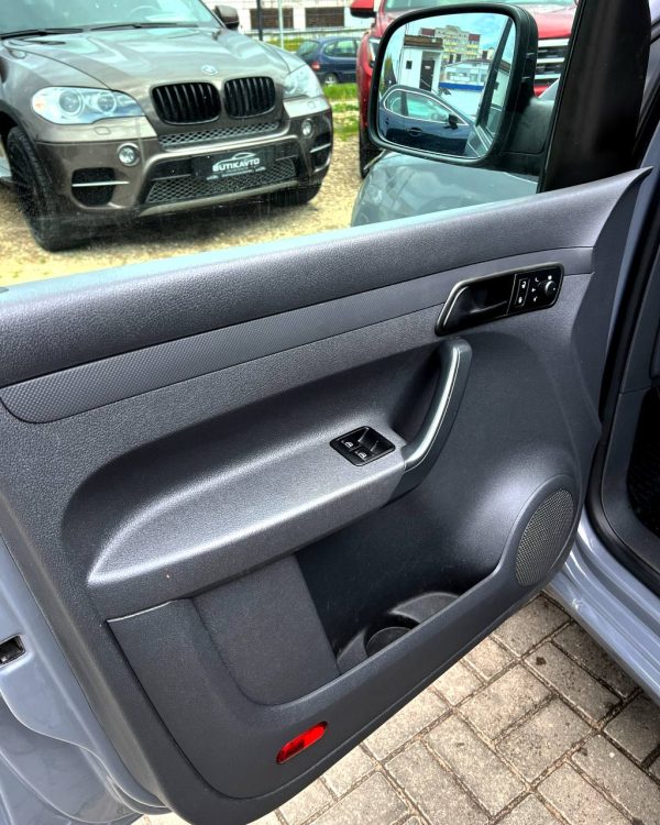 Volkswagen Caddy III Рестайлинг - Image 9