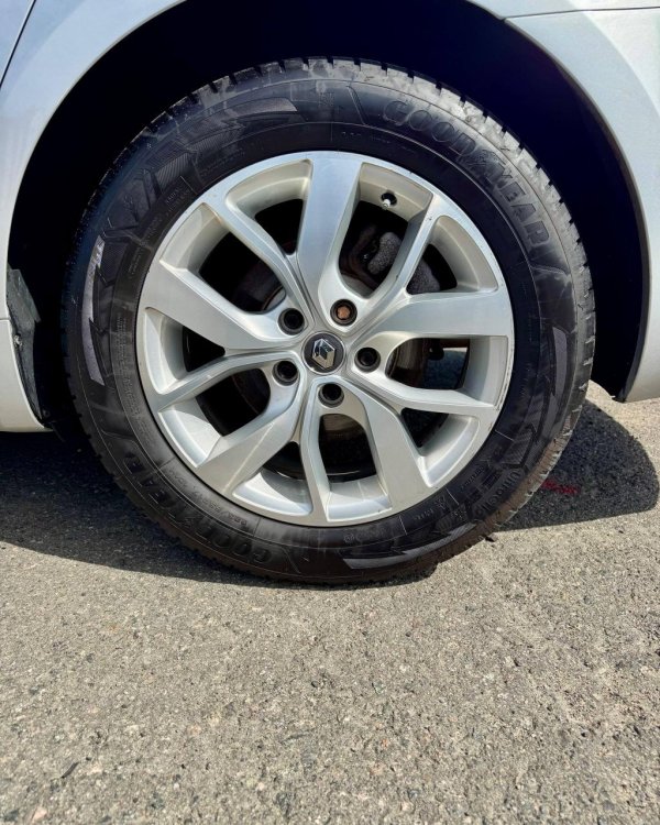Renault Talisman I - Image 13