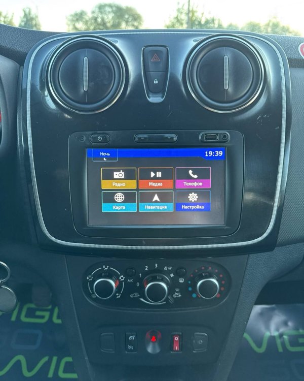 Dacia Sandero II · Рестайлинг - Image 18