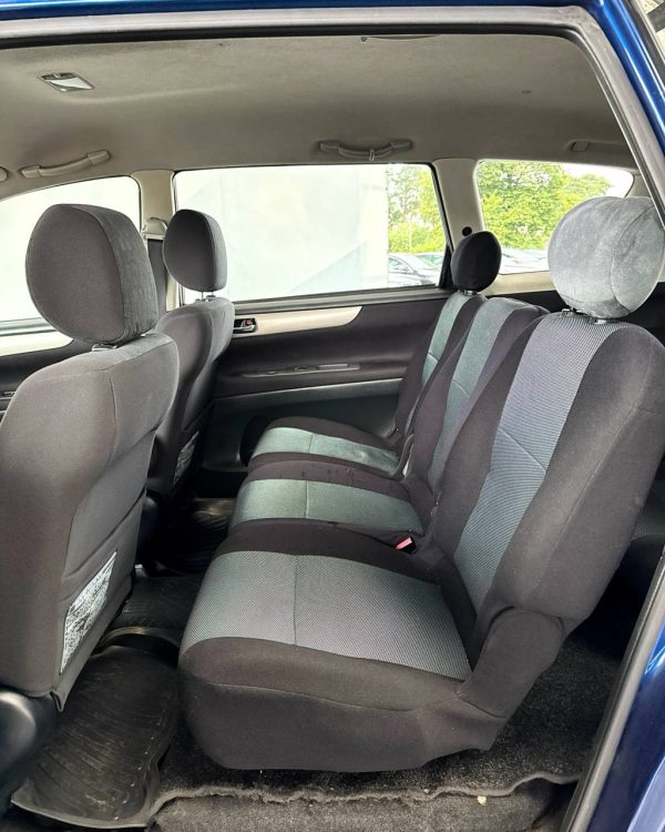 Toyota Avensis Verso I · Рестайлинг - Image 13