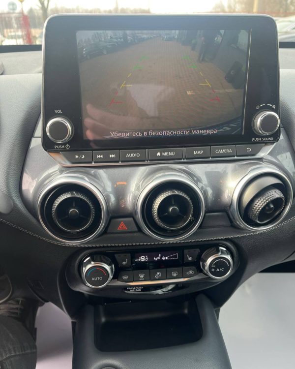 Nissan Juke - Image 12