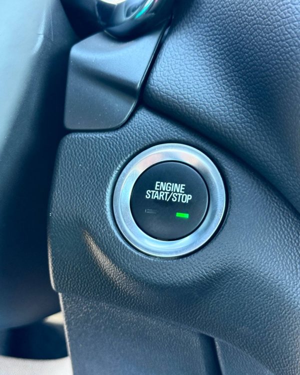 Chevrolet Equinox III · Рестайлинг - Image 21