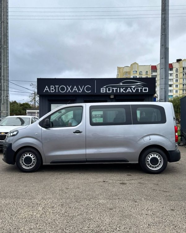 Opel Vivaro III - Image 8