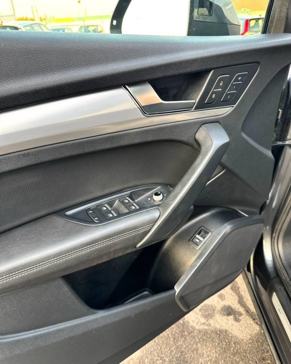 Audi Q5 FY - Image 9