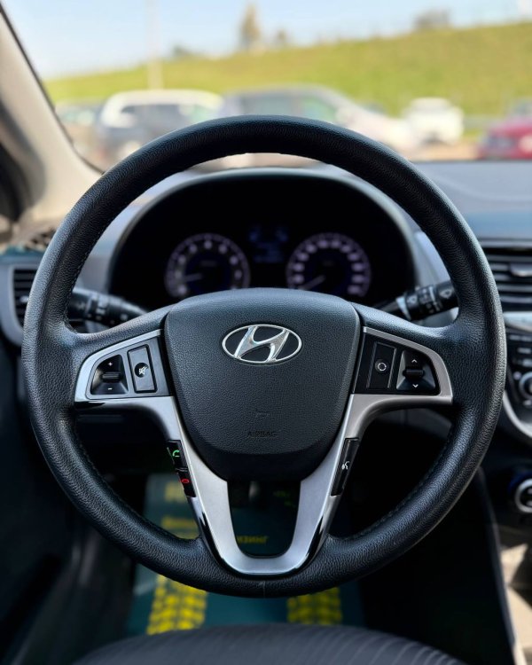 Hyundai Solaris I · Рестайлинг - Image 11