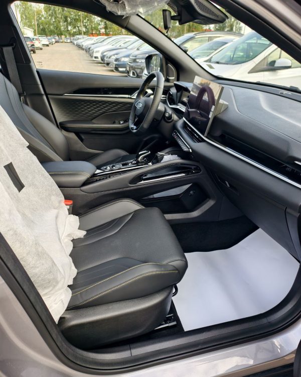 Geely Binyue L I - Image 14