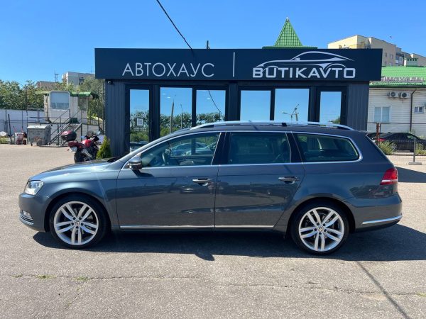 Volkswagen Passat B7 - Image 4