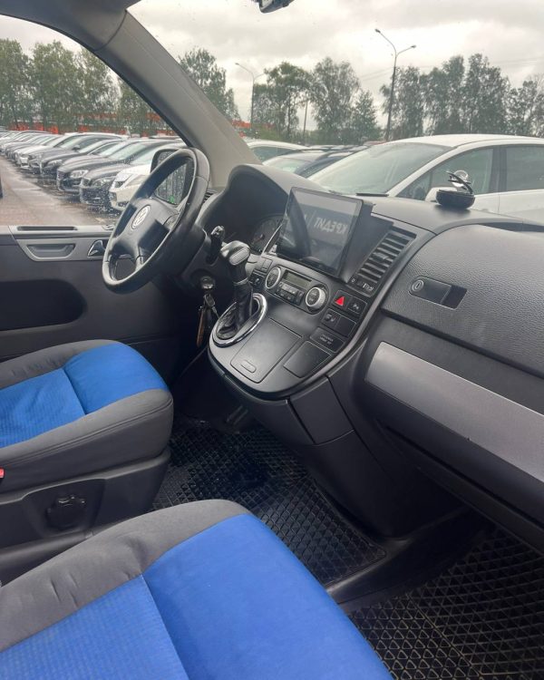 Volkswagen Multivan T5 - Image 15