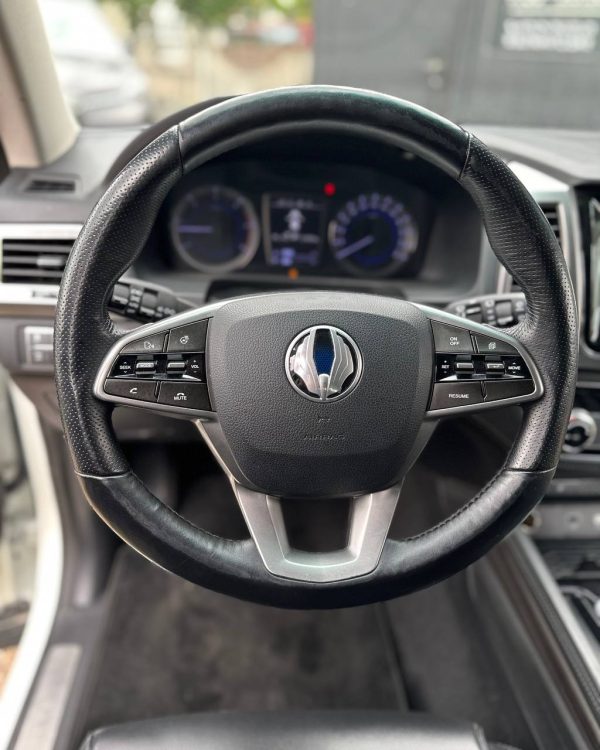SsangYong Rexton IV - Image 12