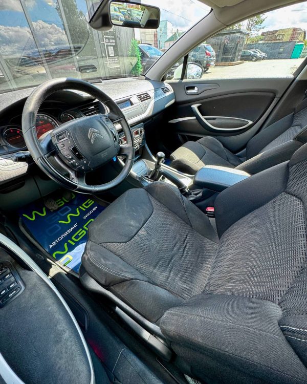 Citroen C5 II - Image 10
