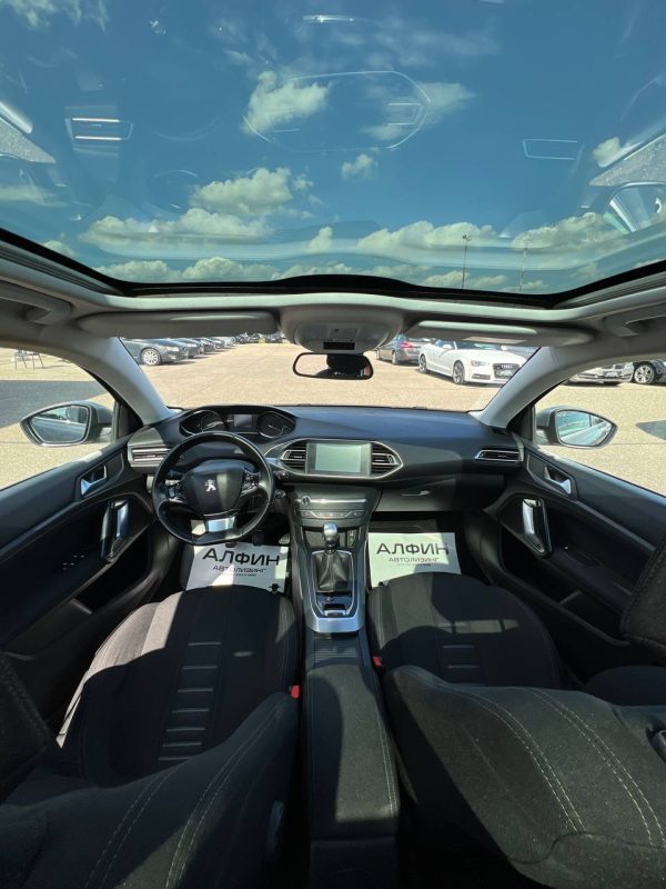 Peugeot 308 T9 - Image 14