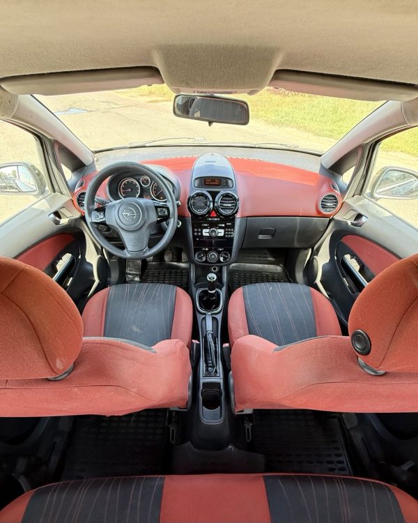 Opel Corsa D - Image 9