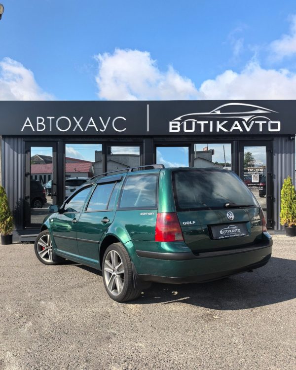 Volkswagen Golf IV - Image 4