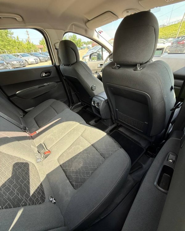 Peugeot 3008 I · Рестайлинг - Image 13