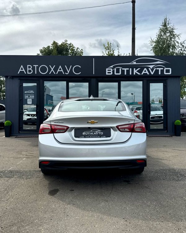 Chevrolet Malibu IX · Рестайлинг - Image 6
