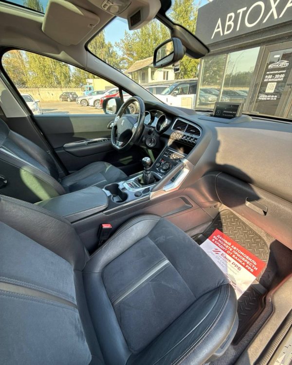 Peugeot 3008 I · Рестайлинг - Image 12