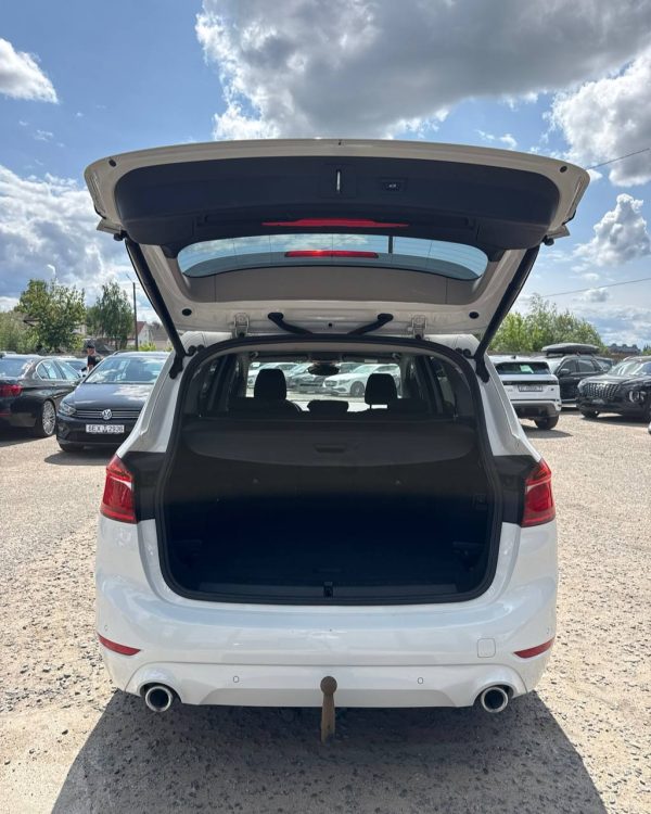BMW 218 D GRAN TOURER - Image 12