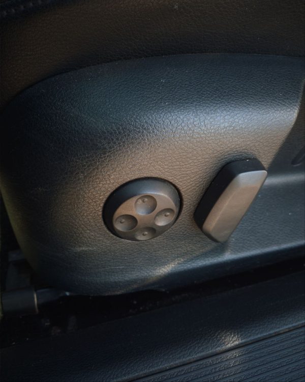 Volkswagen Passat B6 - Image 16