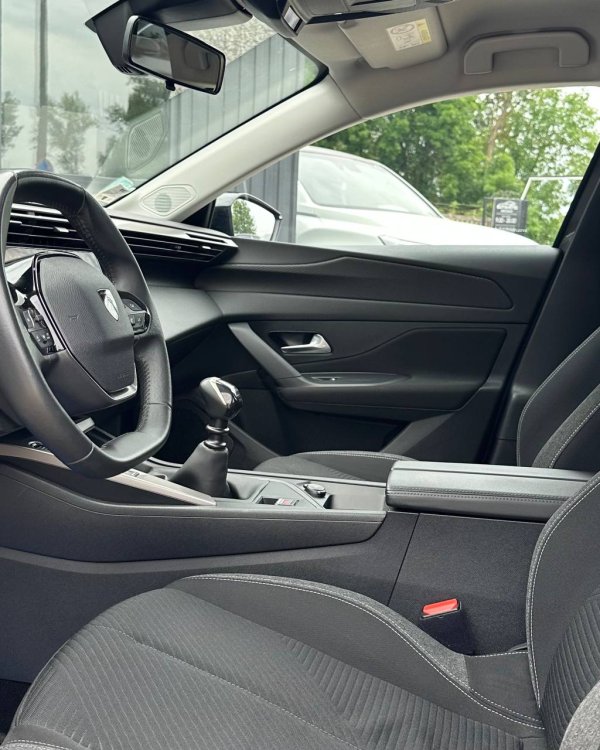 Peugeot 308 III - Image 7