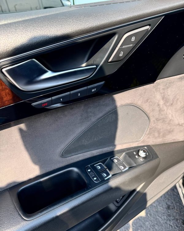 Audi A8 D4 - Image 22