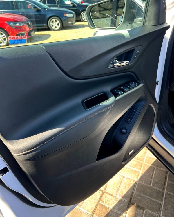 Chevrolet Equinox III · Рестайлинг - Image 9