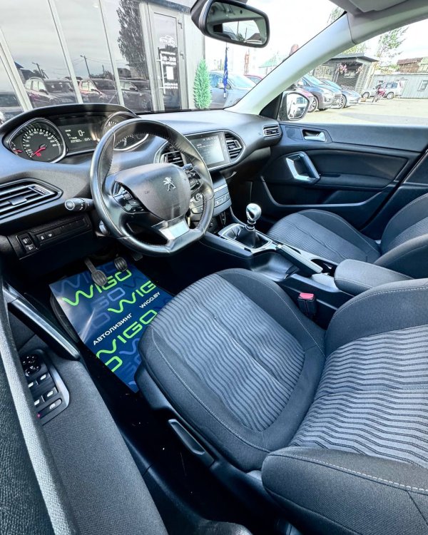 Peugeot 308 T9 - Image 10