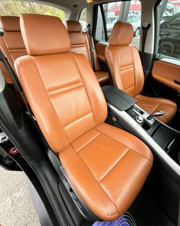 BMW X5 - Image 14
