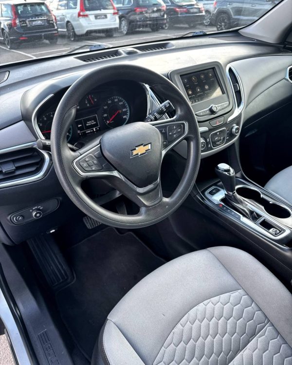 CHEVROLET EQUINOX - Image 9