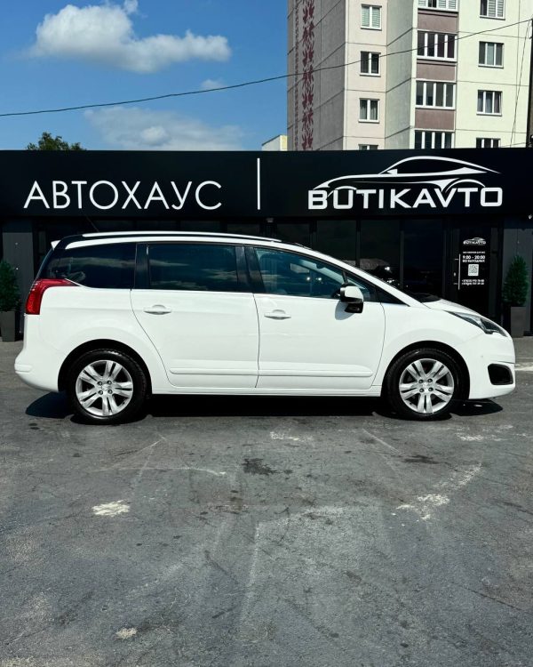 Peugeot 5008 I · Рестайлинг - Image 8