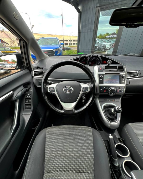 Toyota Verso - Image 12