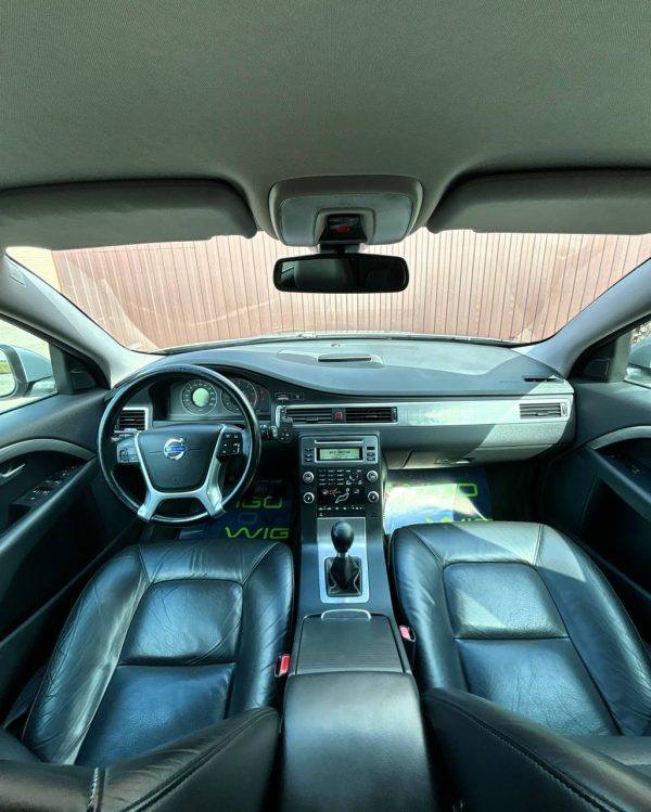 Volvo V70 III - Image 9