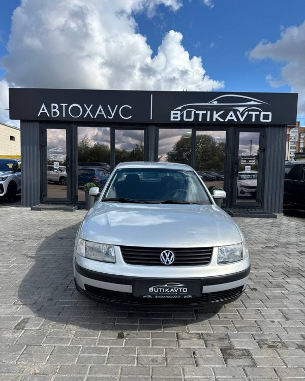 Volkswagen Passat B5 - Image 2