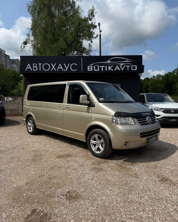 Volkswagen Caravelle T5