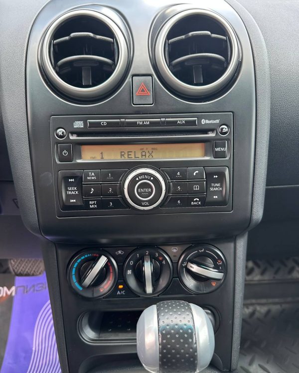 NISSAN QASHQAI - Image 10