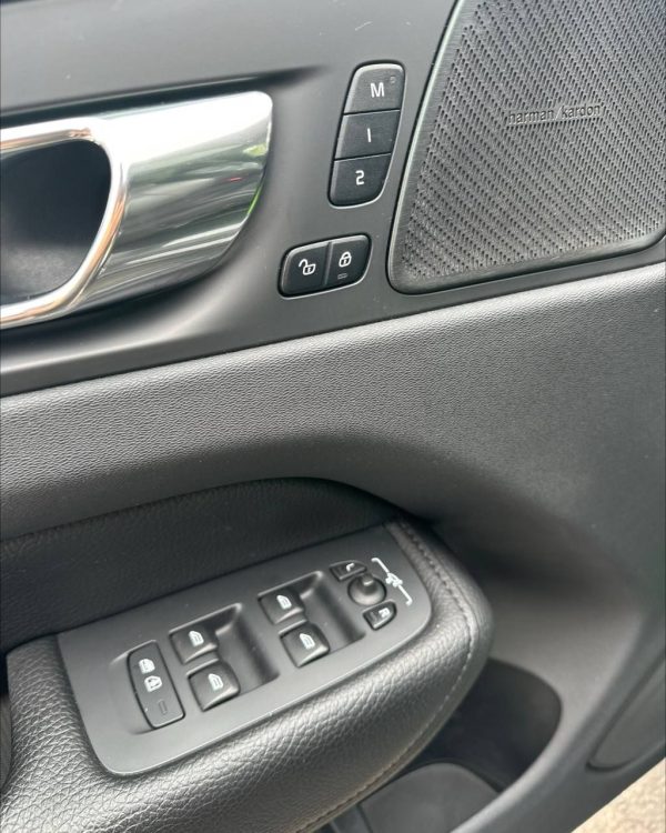 Volvo XC60 II - Image 14