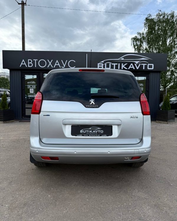 PEUGEOT 5008 - Image 5