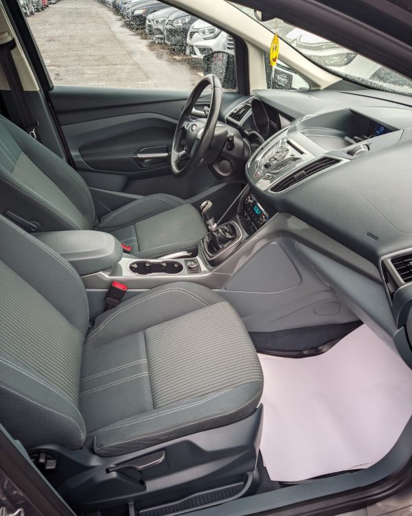 Ford Grand C-Max - Image 14