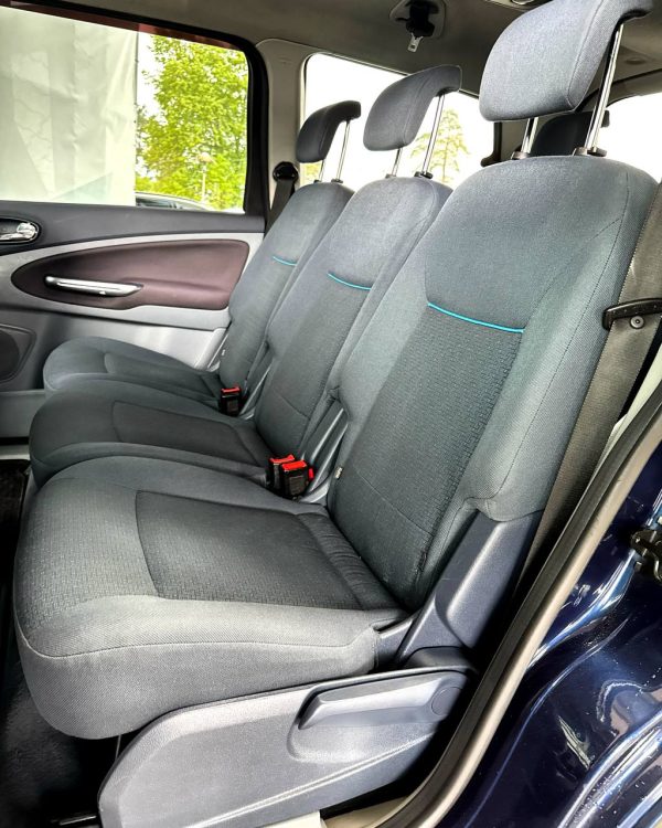 Ford Galaxy II - Image 13