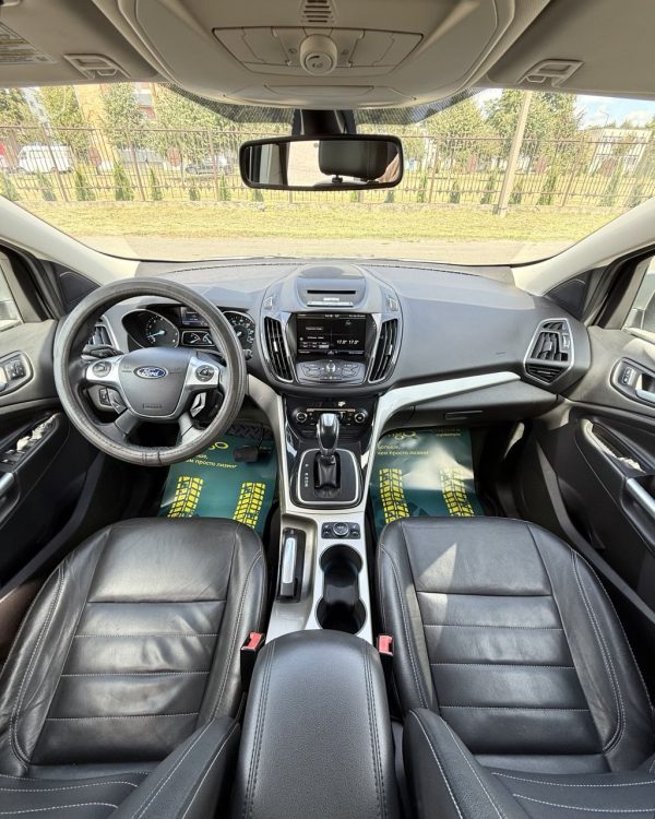 Ford Escape III - Image 9