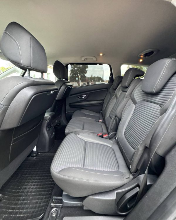 Renault Grand Scenic IV - Image 11
