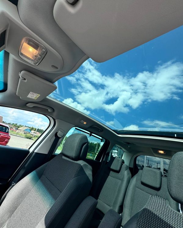 Peugeot 5008 I · Рестайлинг - Image 21