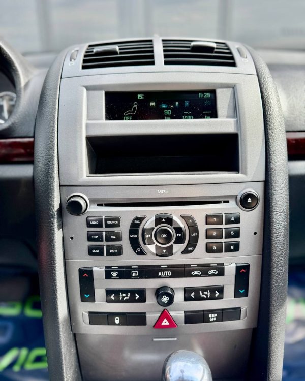 Peugeot 407 I - Image 16
