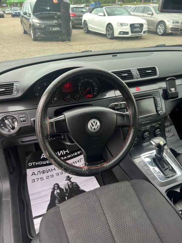 Volkswagen Passat B6 - Image 12