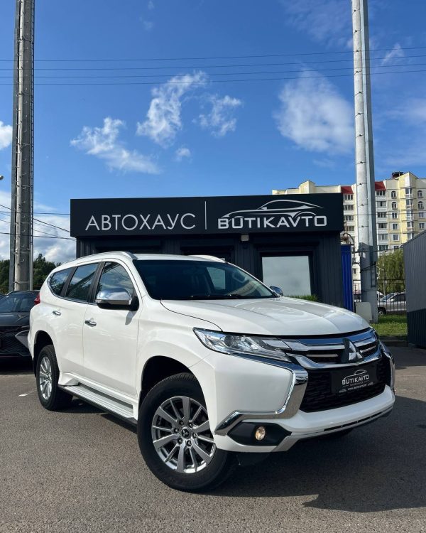 Mitsubishi Pajero Sport III